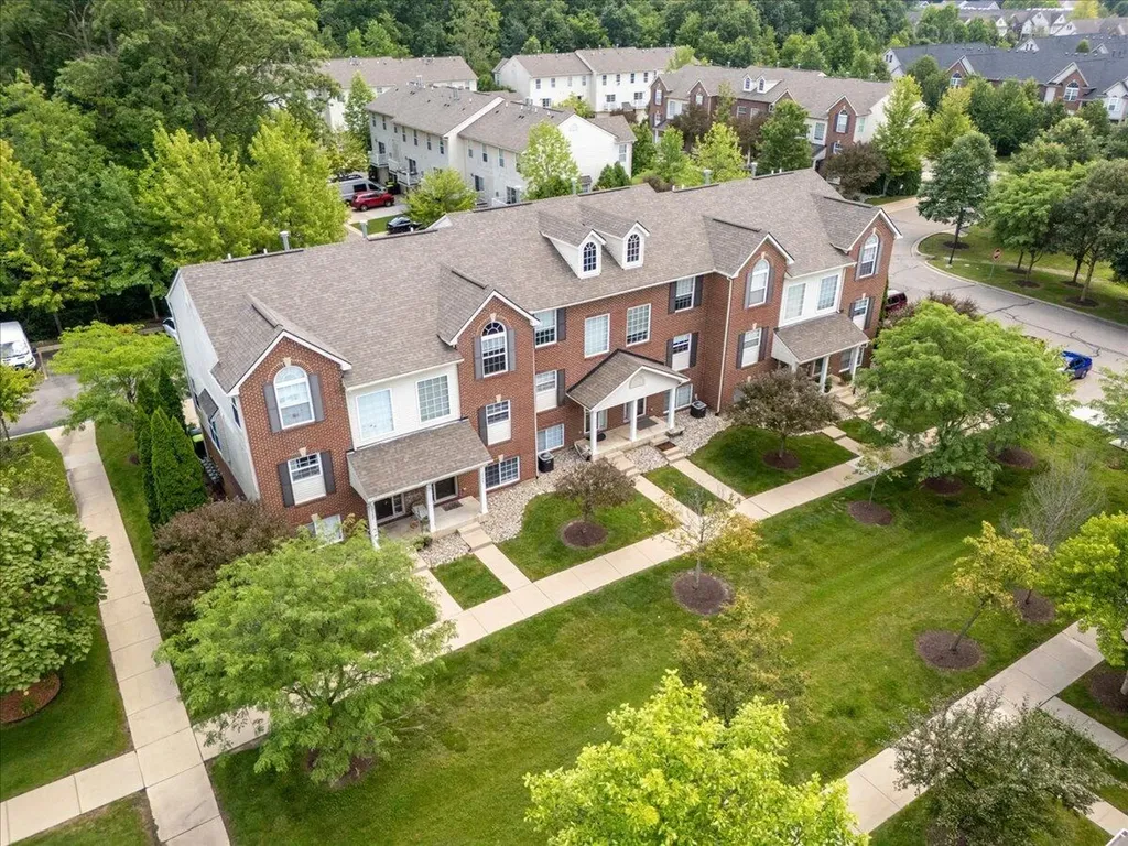 6304 Harlequin Lane Pittsfield Charter Township MI 48197