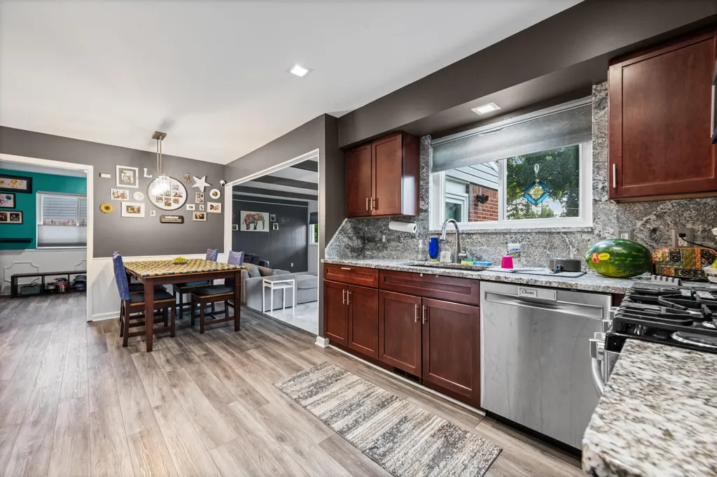 14638 Westmore Street Livonia City MI 48154