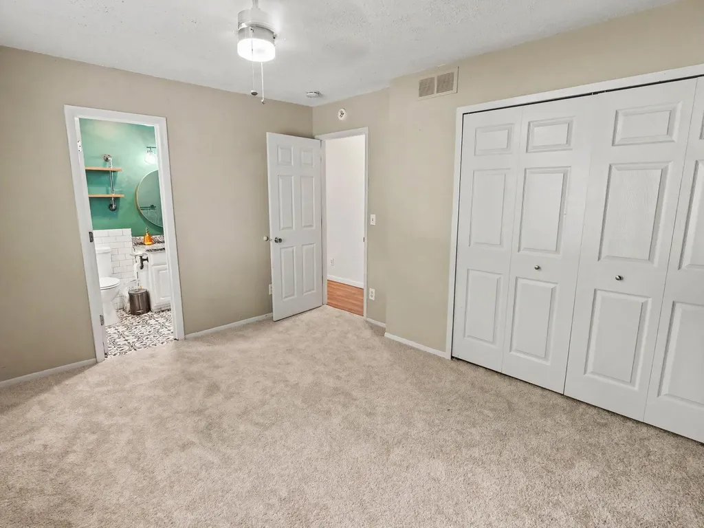 35304 Fairchild Street Westland City MI 48186