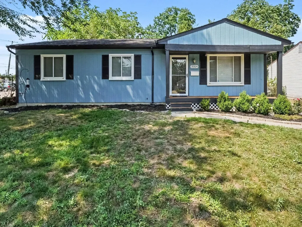 35304 Fairchild Street Westland City MI 48186