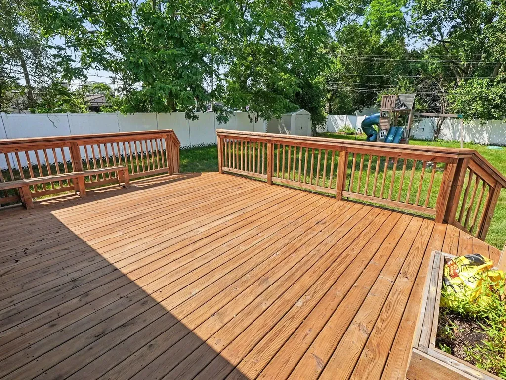 35304 Fairchild Street Westland City MI 48186