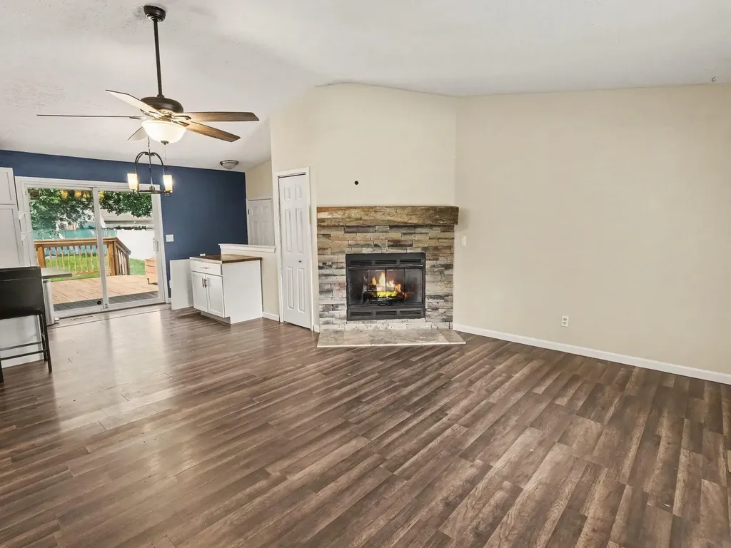 35304 Fairchild Street Westland City MI 48186