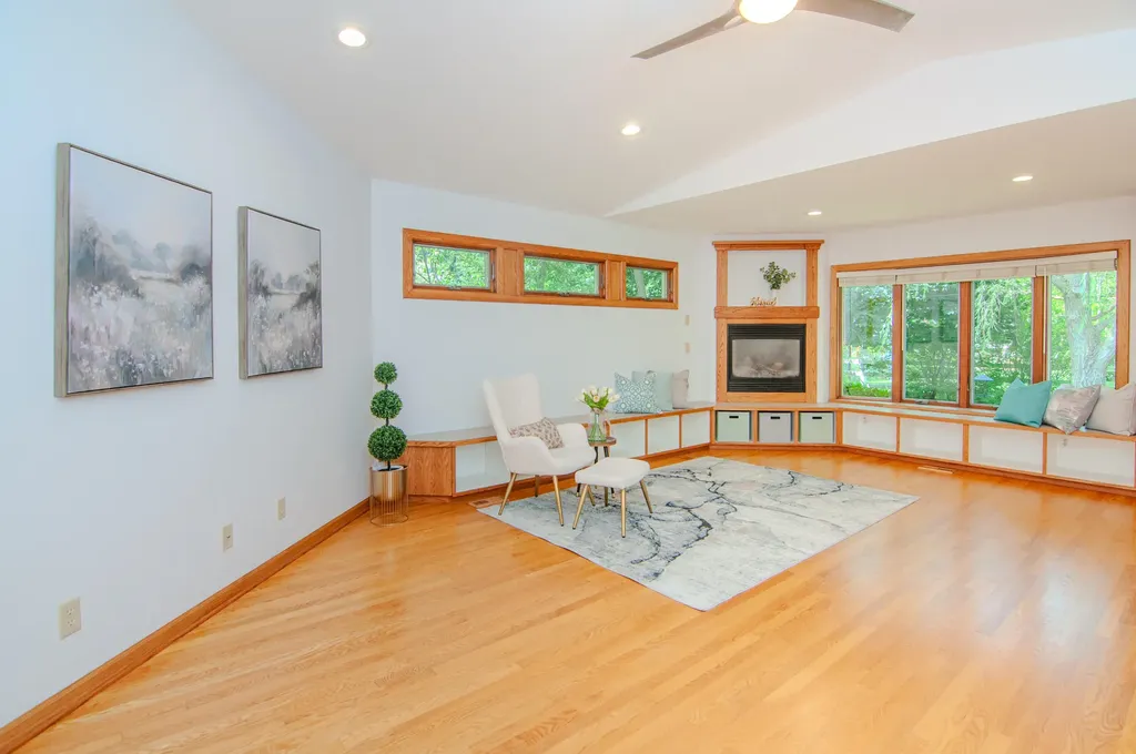 1712 Barrington Place Ann Arbor City MI 48103