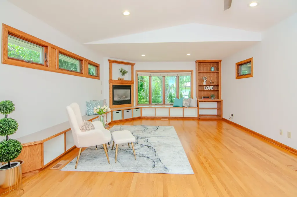 1712 Barrington Place Ann Arbor City MI 48103