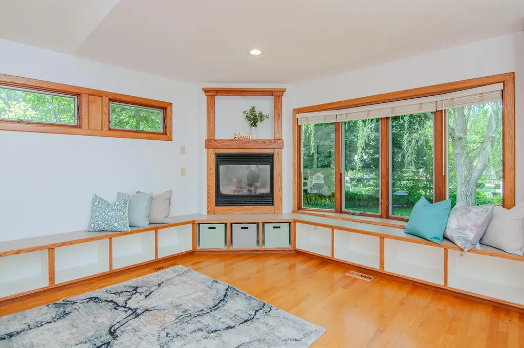 1712 Barrington Place Ann Arbor City MI 48103