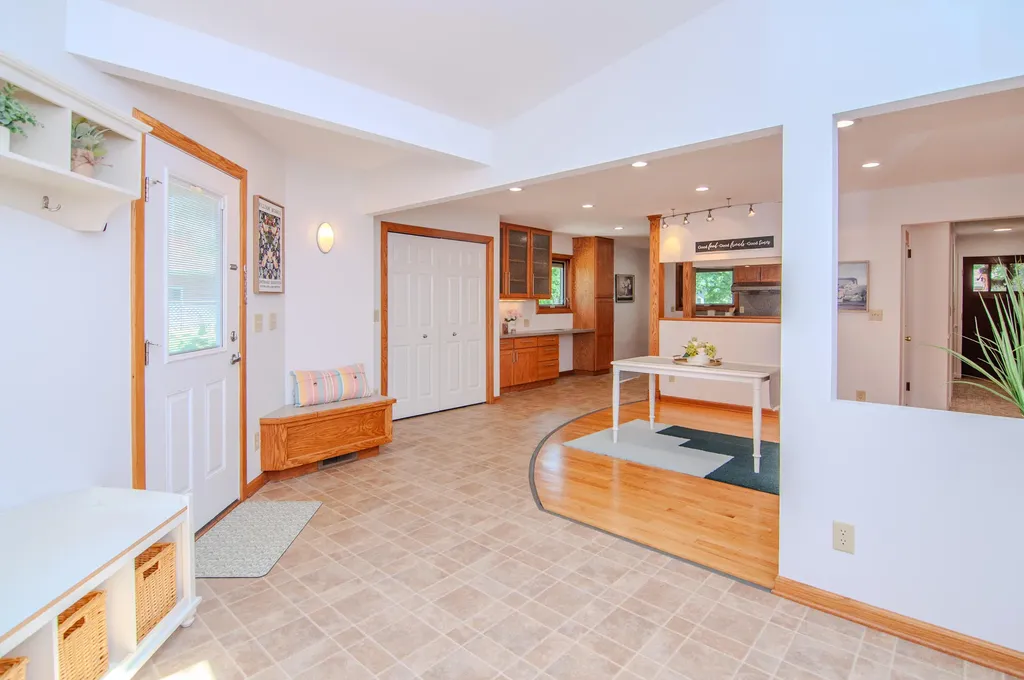 1712 Barrington Place Ann Arbor City MI 48103