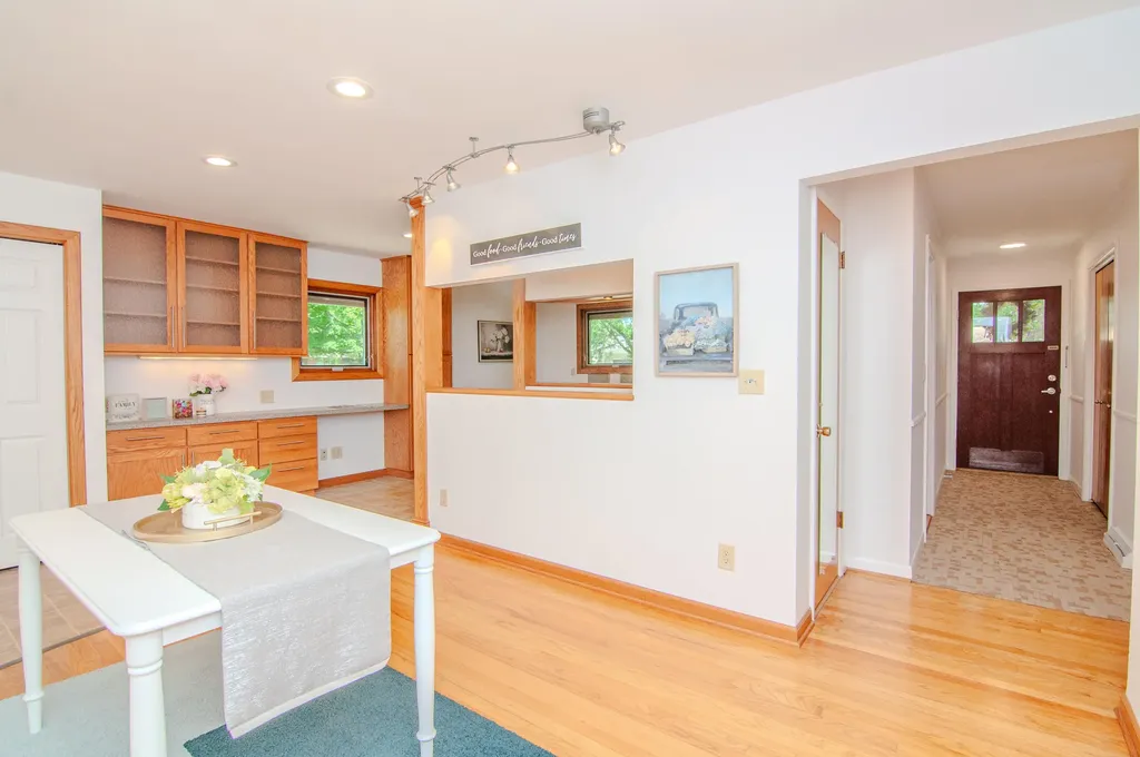 1712 Barrington Place Ann Arbor City MI 48103