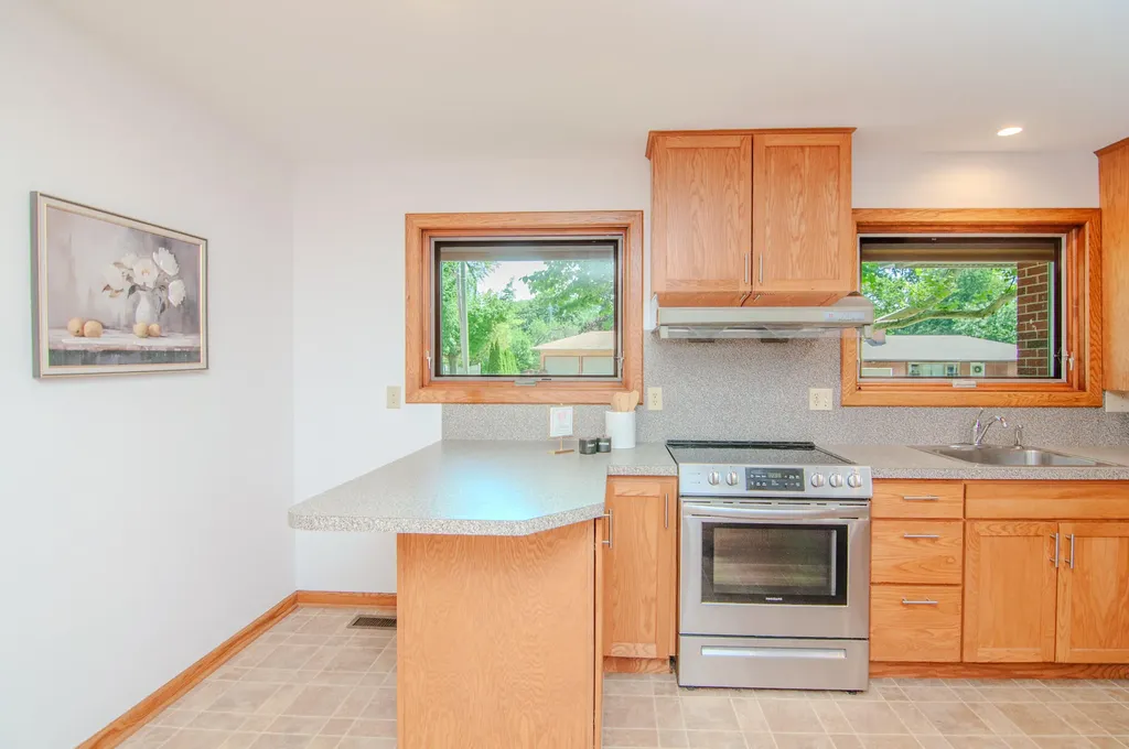 1712 Barrington Place Ann Arbor City MI 48103