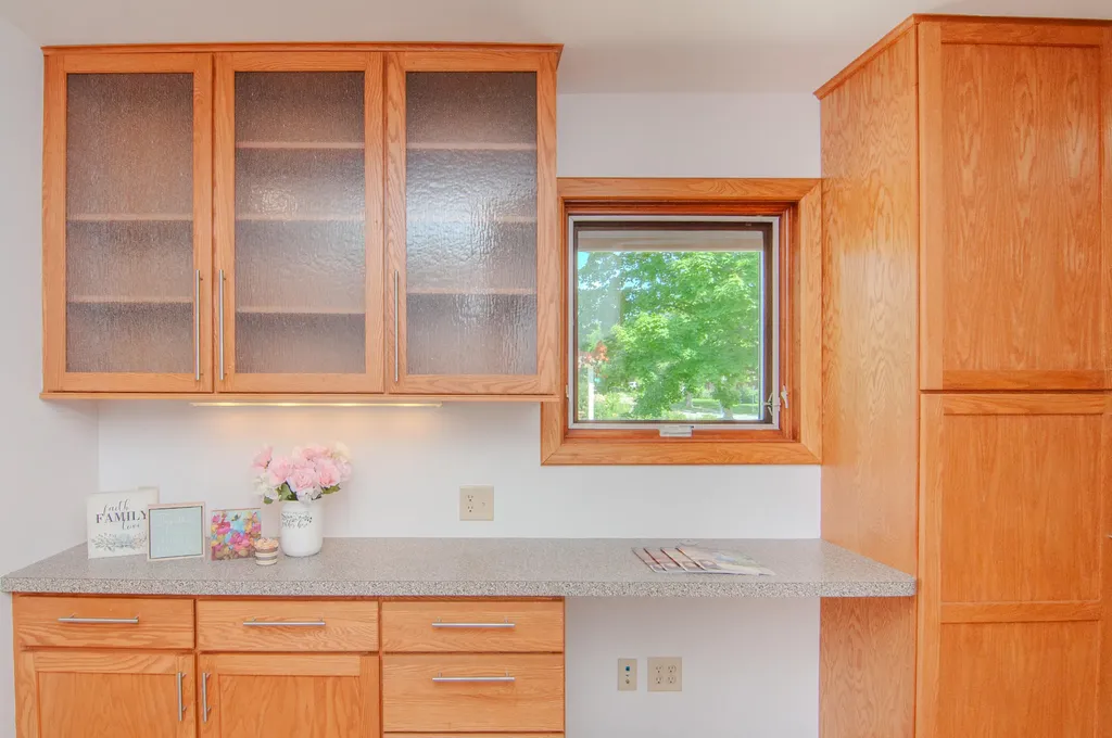 1712 Barrington Place Ann Arbor City MI 48103