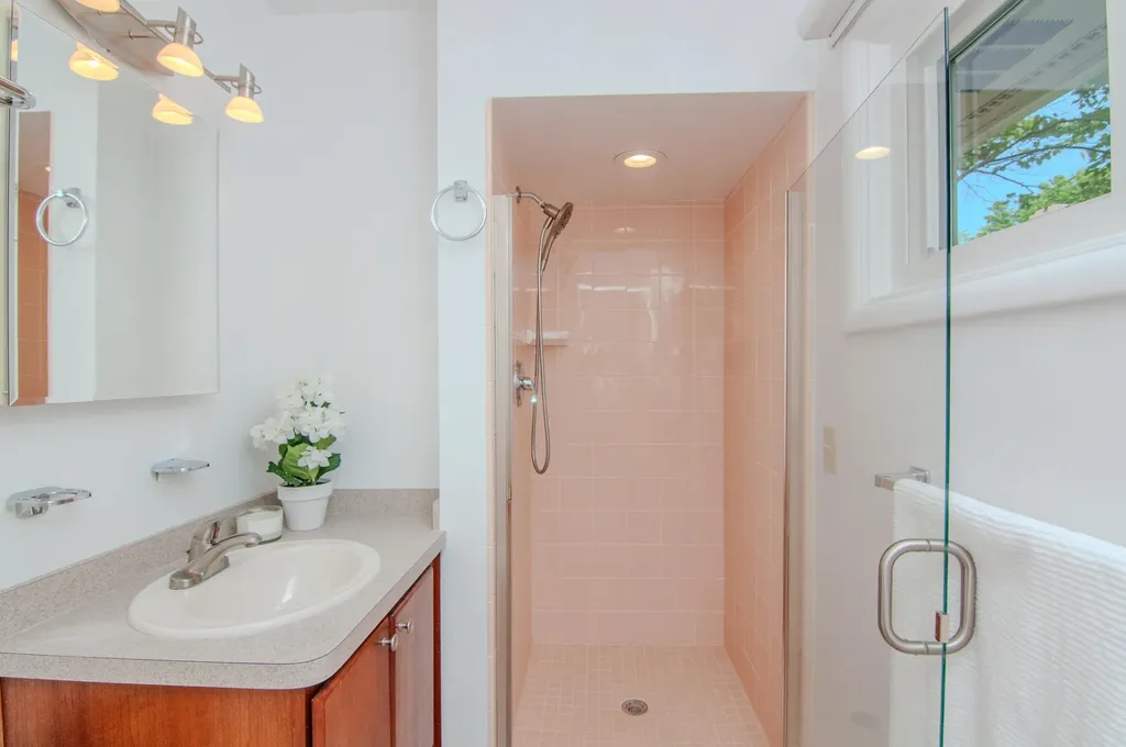 1712 Barrington Place Ann Arbor City MI 48103