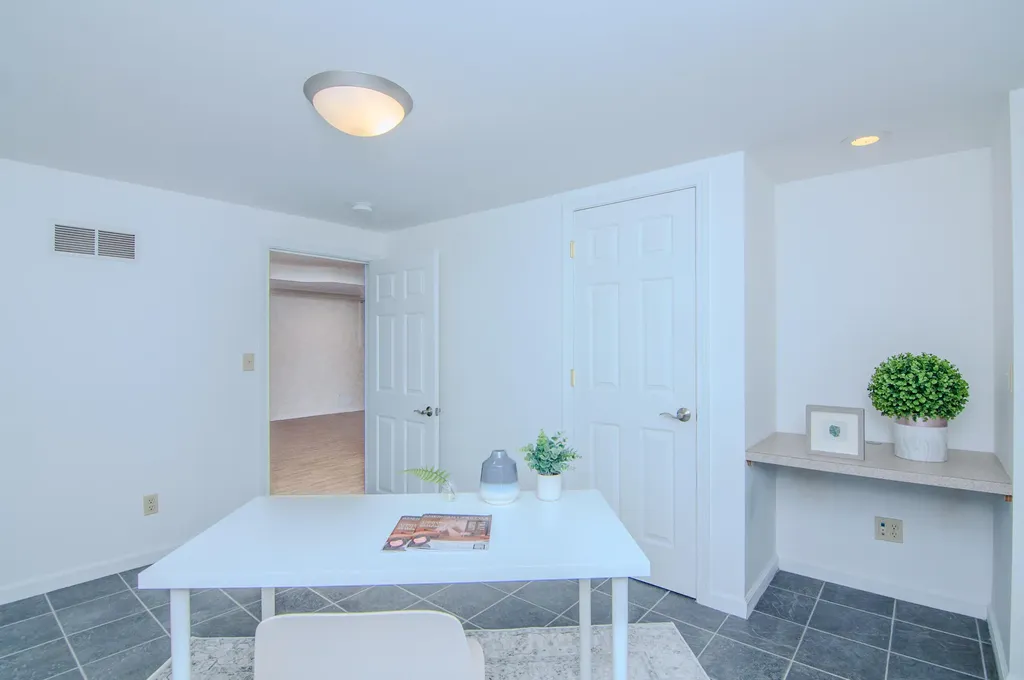 1712 Barrington Place Ann Arbor City MI 48103
