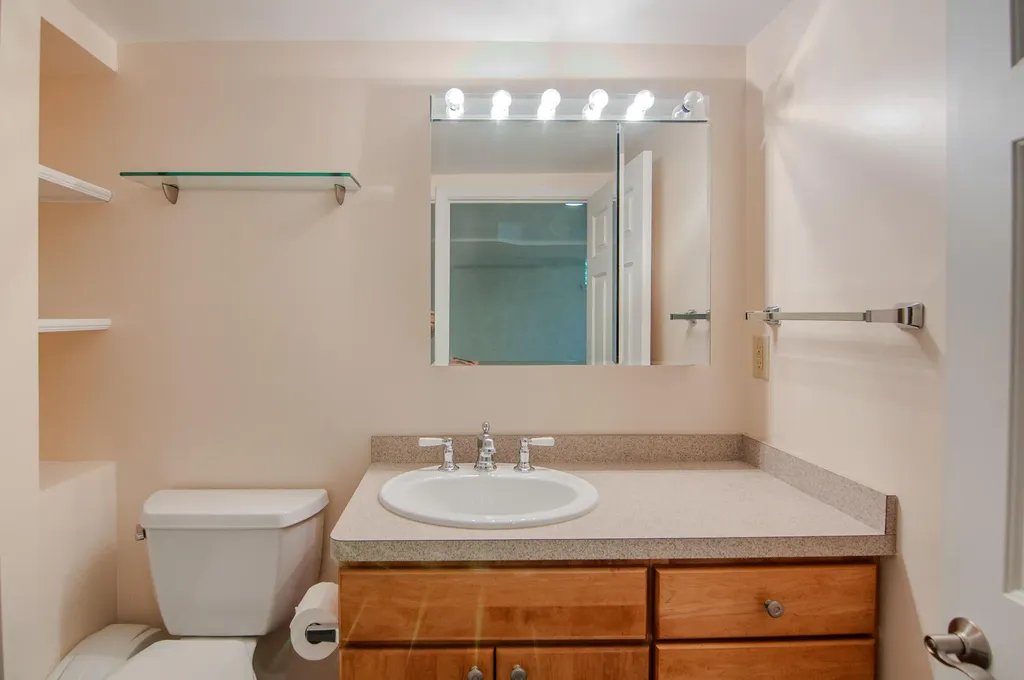 1712 Barrington Place Ann Arbor City MI 48103