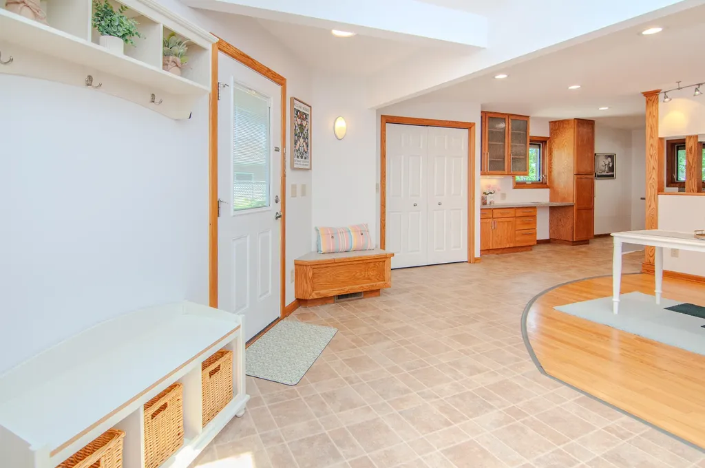 1712 Barrington Place Ann Arbor City MI 48103
