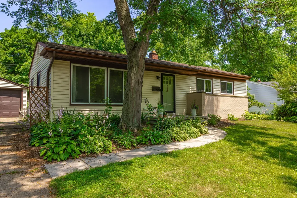 2703 Towner Boulevard Ann Arbor City MI 48104