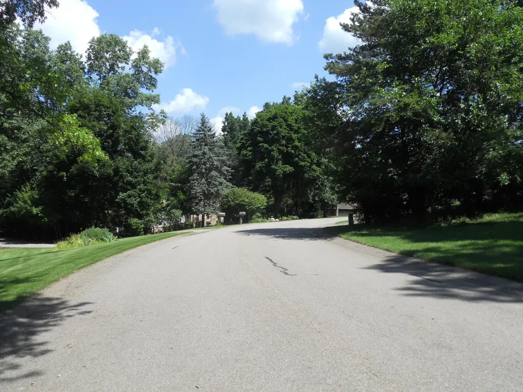 5480 Shoshoni Pass Hamburg Township MI 48169