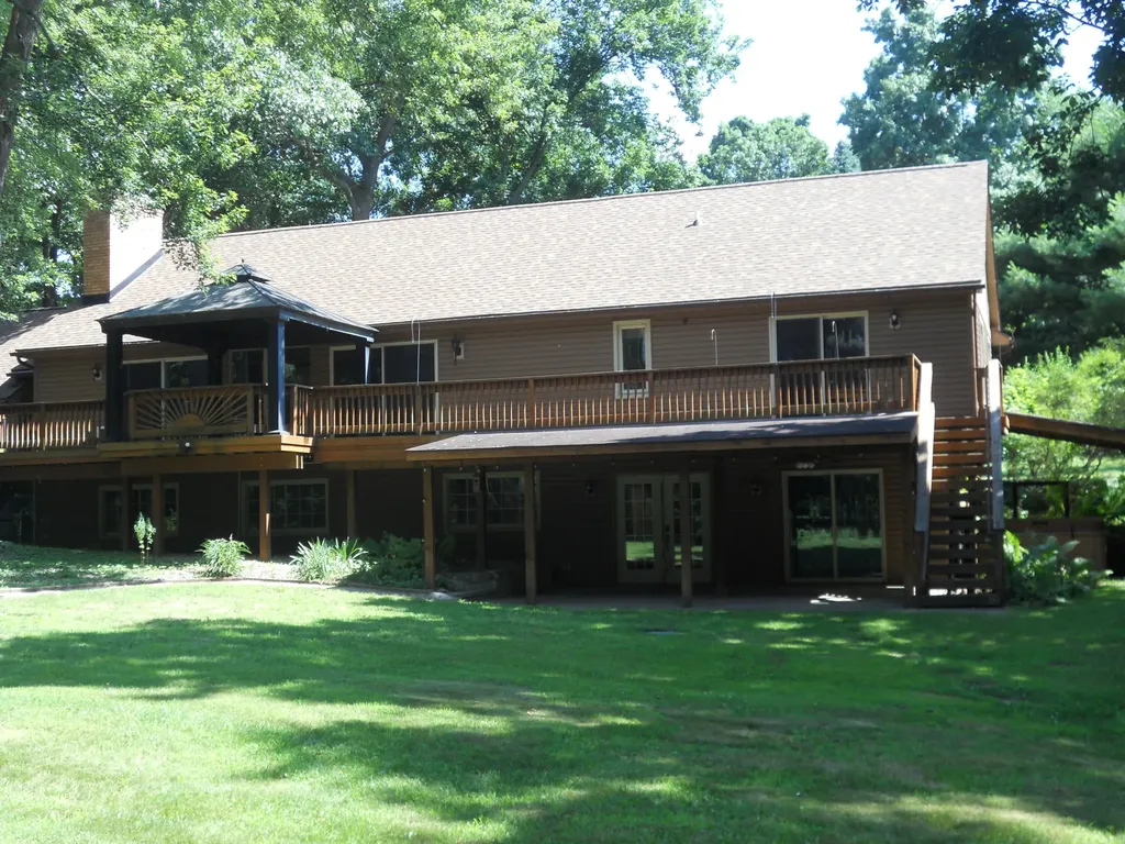 5480 Shoshoni Pass Hamburg Township MI 48169