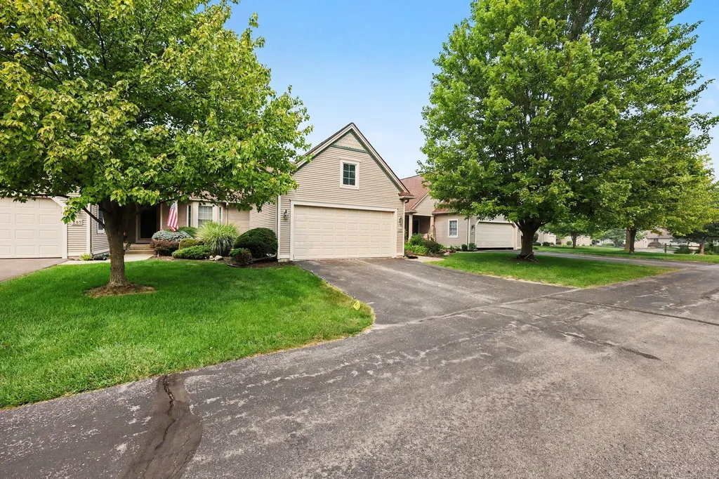 208 Pierce Lake Drive Chelsea City MI 48118