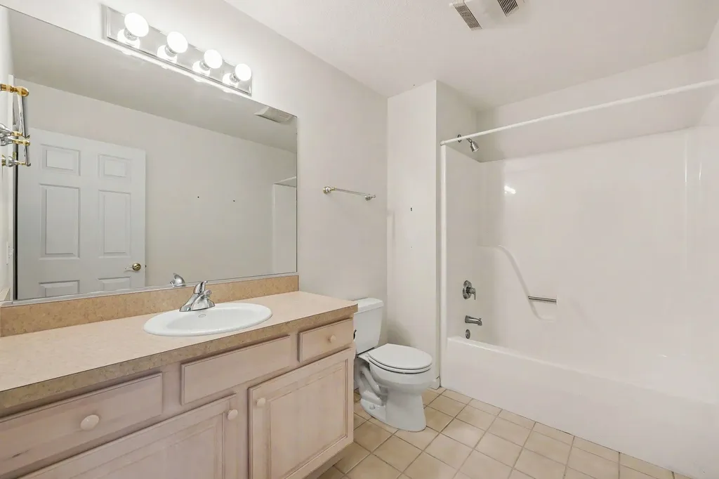 208 Pierce Lake Drive Chelsea City MI 48118