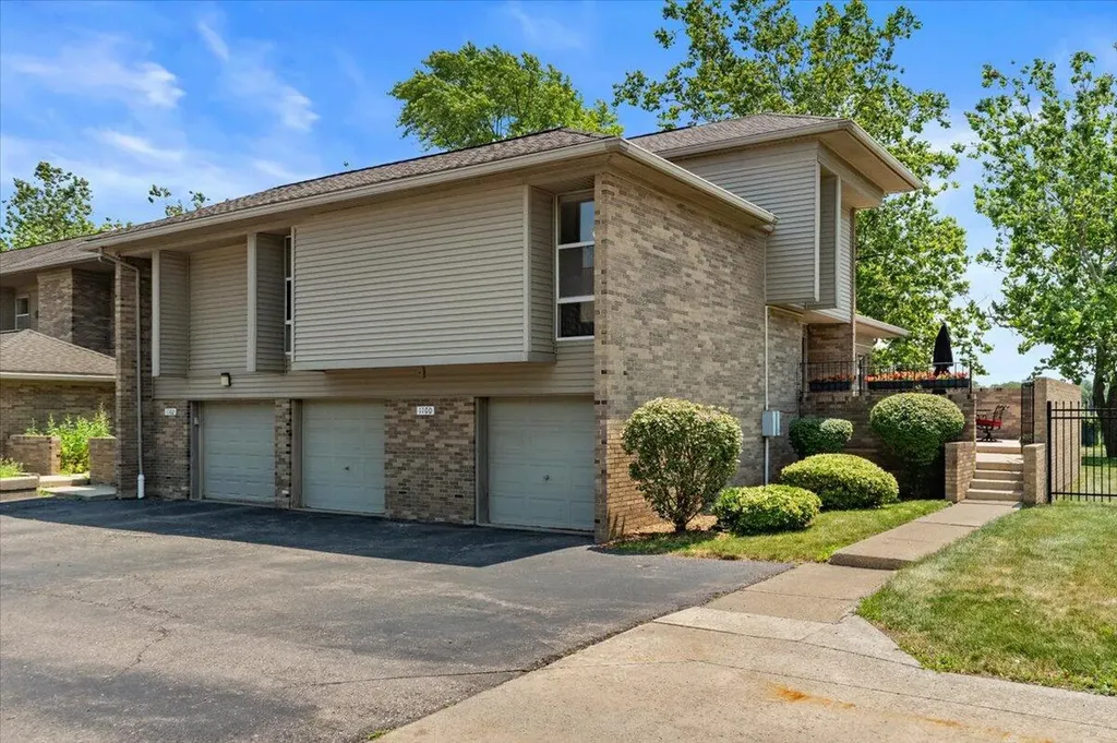 1100 Saint Aubin Place Detroit City MI 48207