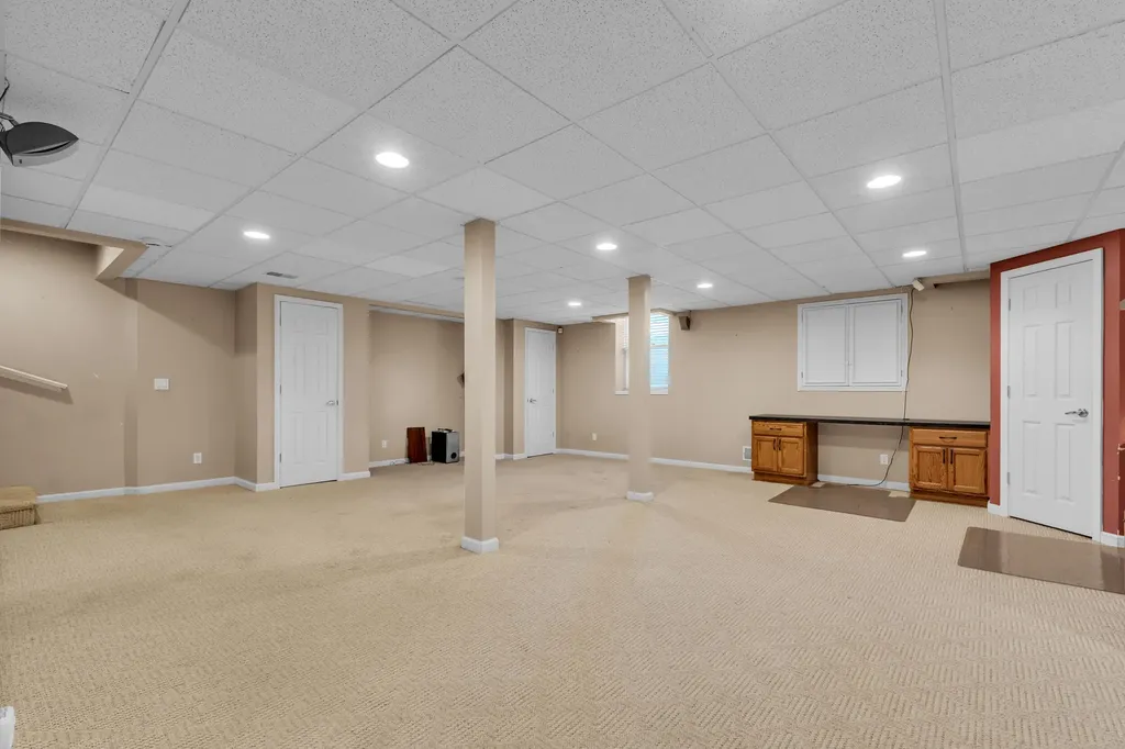 44899 Weymouth Drive Canton Charter Township MI 48188