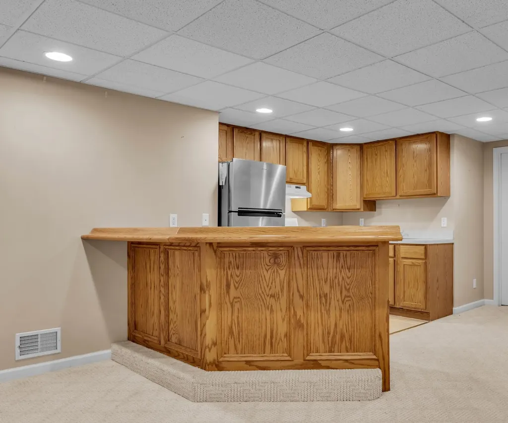 44899 Weymouth Drive Canton Charter Township MI 48188