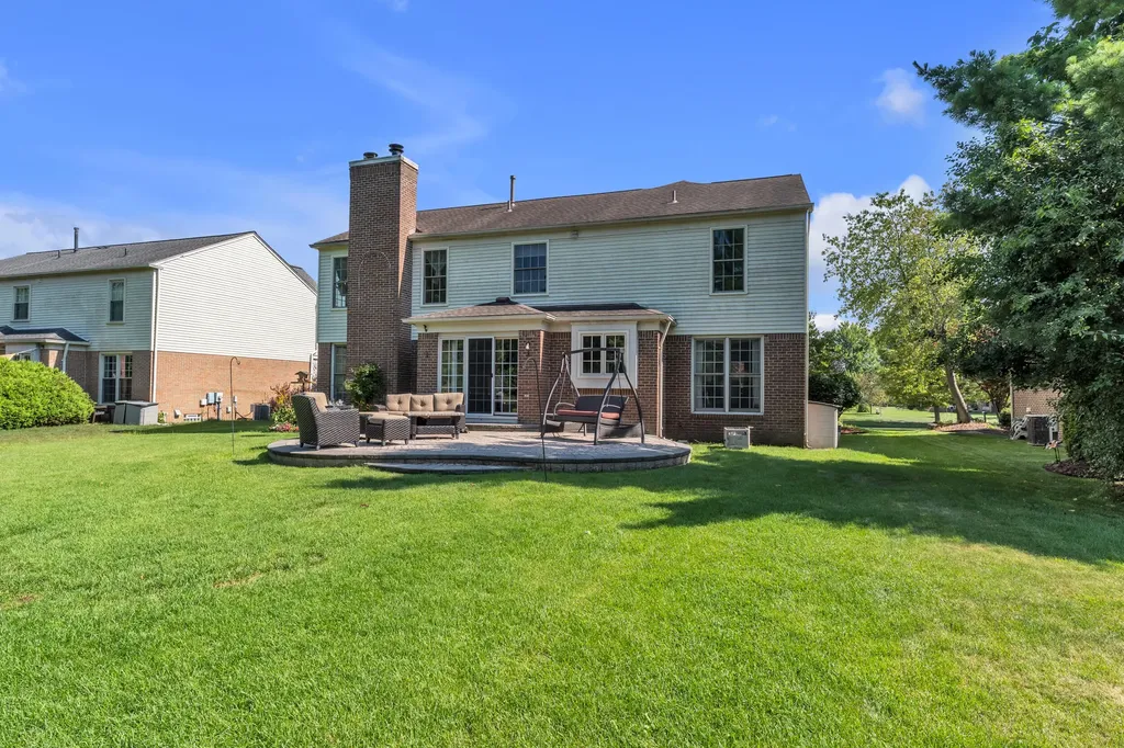 44899 Weymouth Drive Canton Charter Township MI 48188