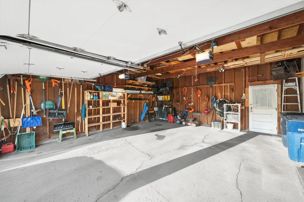 1609 Glastonbury Road Ann Arbor City MI 48103
