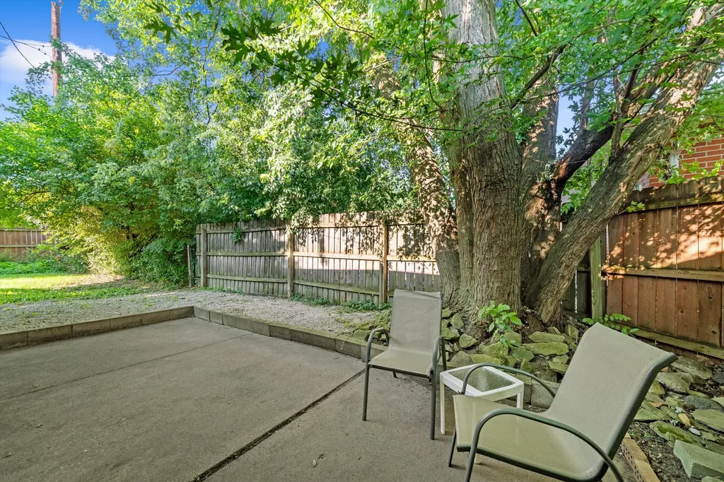 1609 Glastonbury Road Ann Arbor City MI 48103