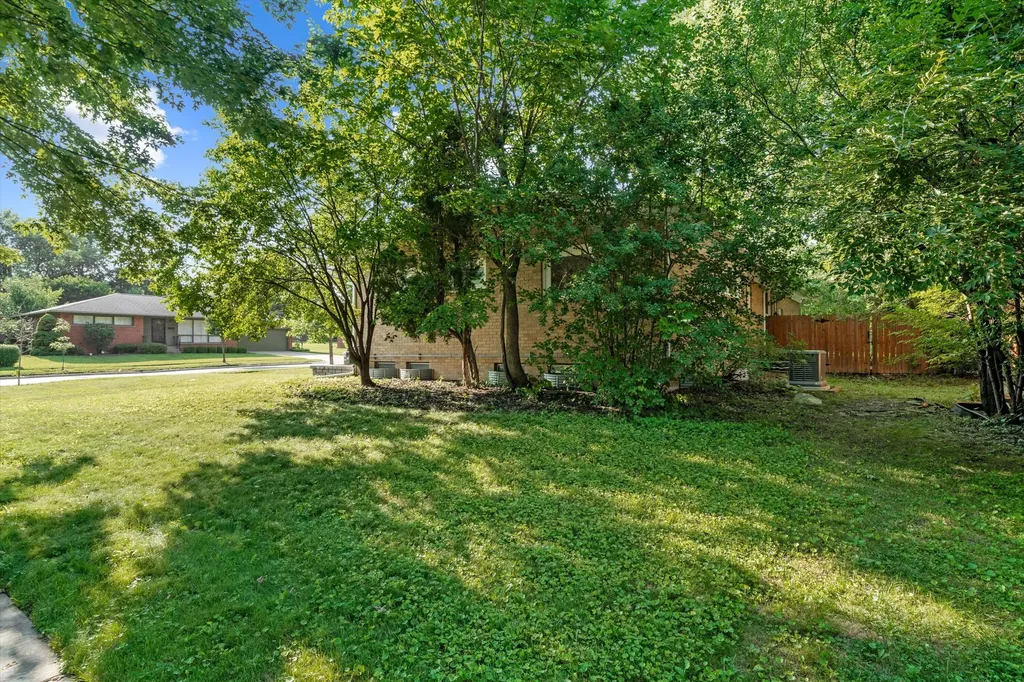 1609 Glastonbury Road Ann Arbor City MI 48103