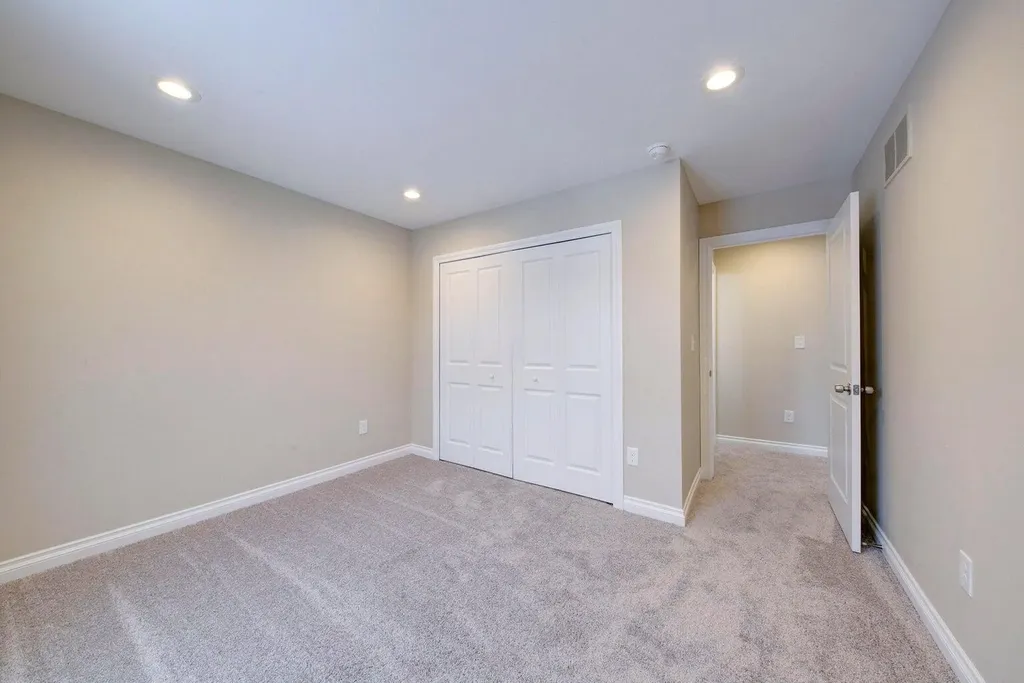 33724 Barrington Street Westland City MI 48186