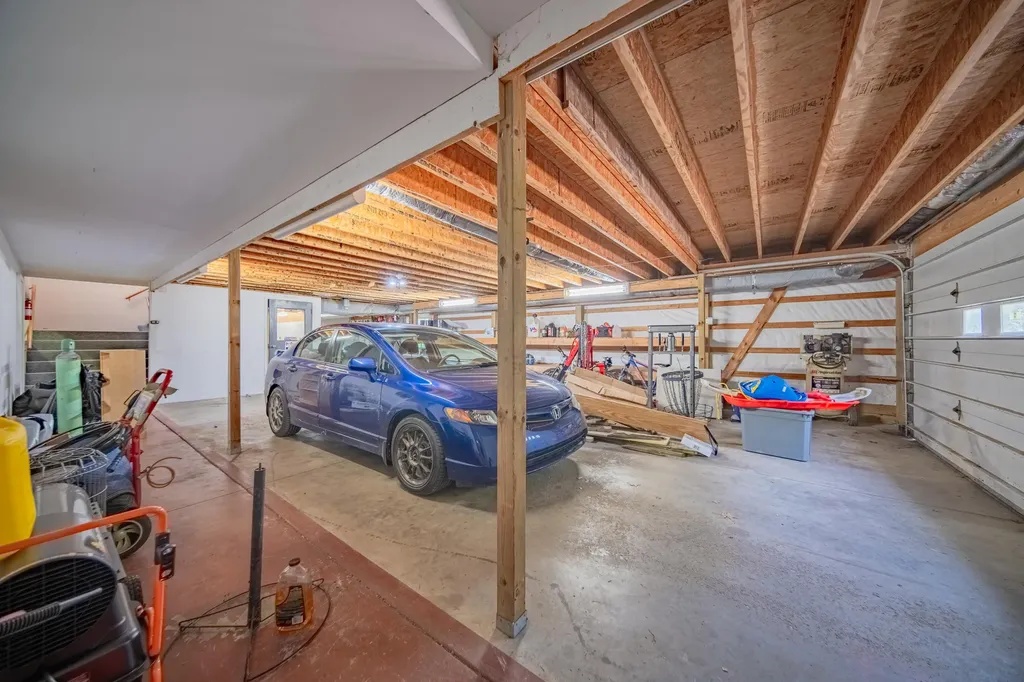 9625 Glenn Road Waterloo Township MI 49240