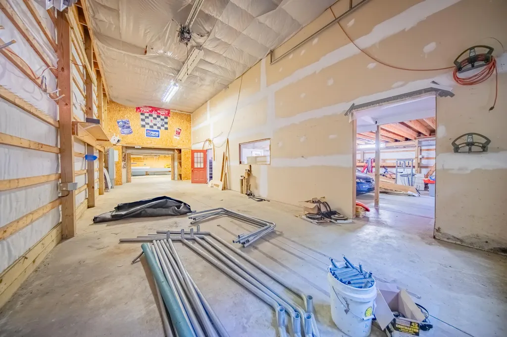9625 Glenn Road Waterloo Township MI 49240