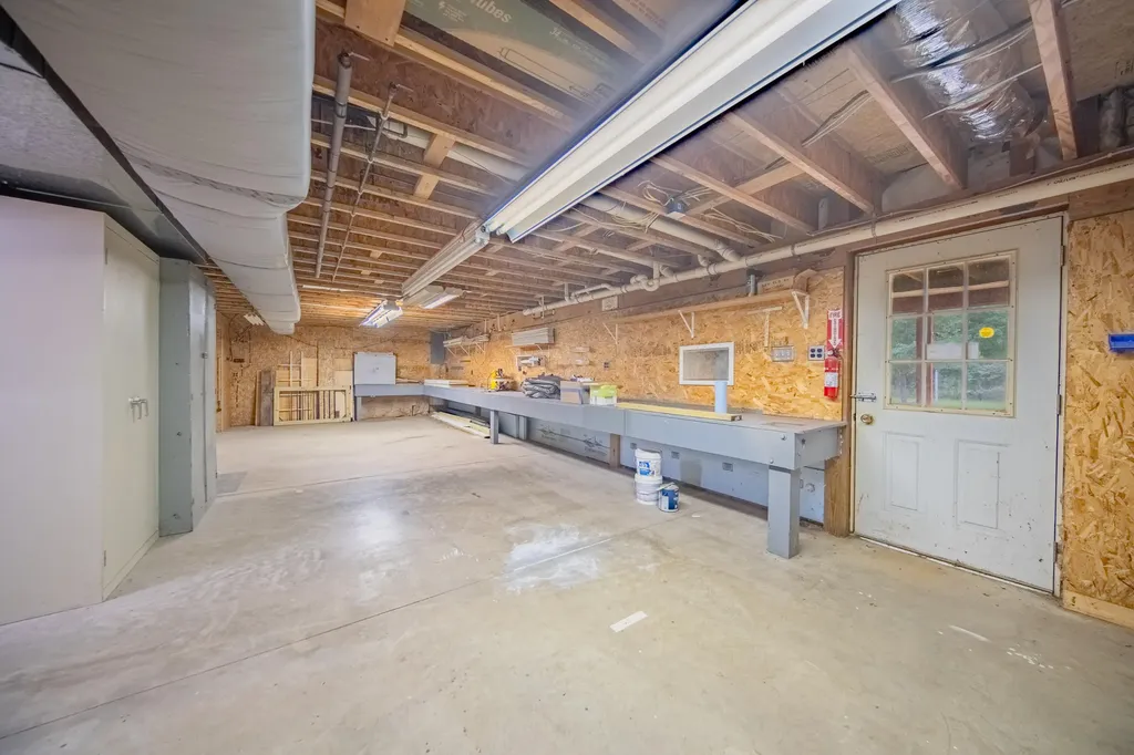 9625 Glenn Road Waterloo Township MI 49240