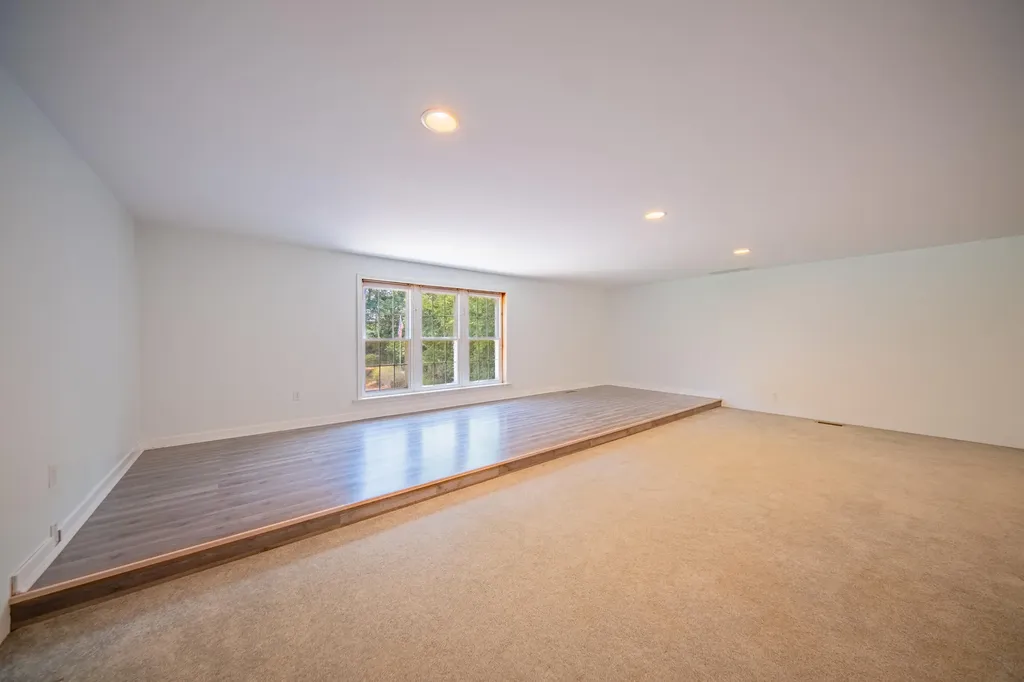 9625 Glenn Road Waterloo Township MI 49240