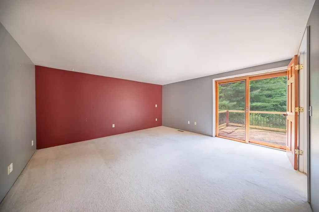 9625 Glenn Road Waterloo Township MI 49240