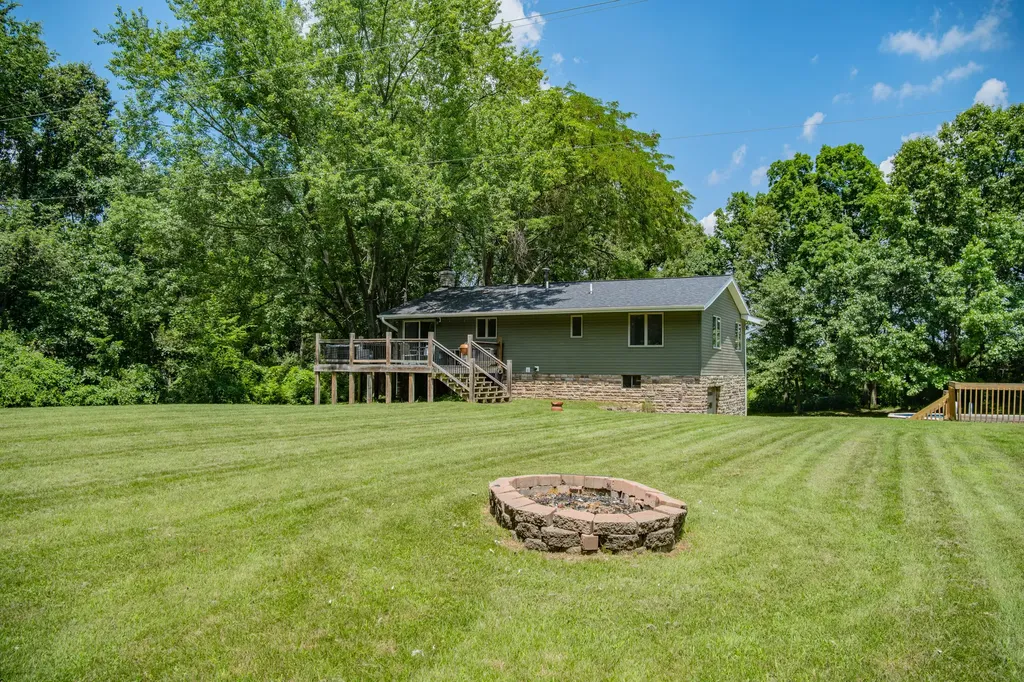 9625 Glenn Road Waterloo Township MI 49240
