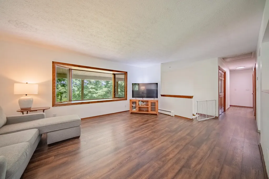 9625 Glenn Road Waterloo Township MI 49240