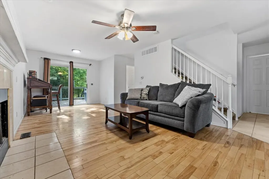608 Heritage Circle Fenton City MI 48430