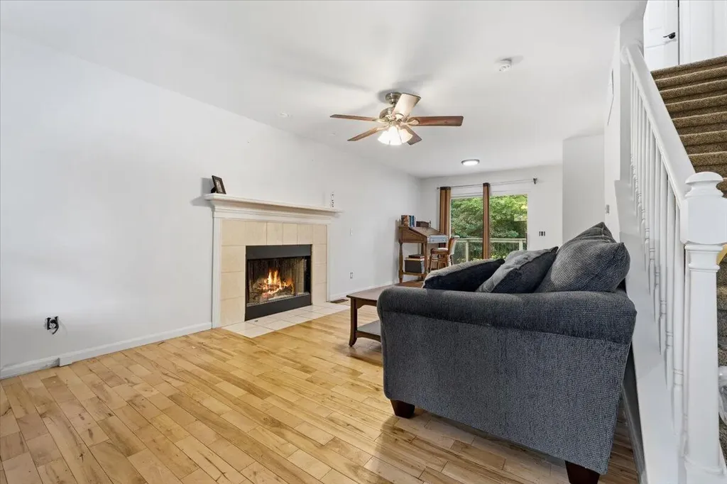 608 Heritage Circle Fenton City MI 48430