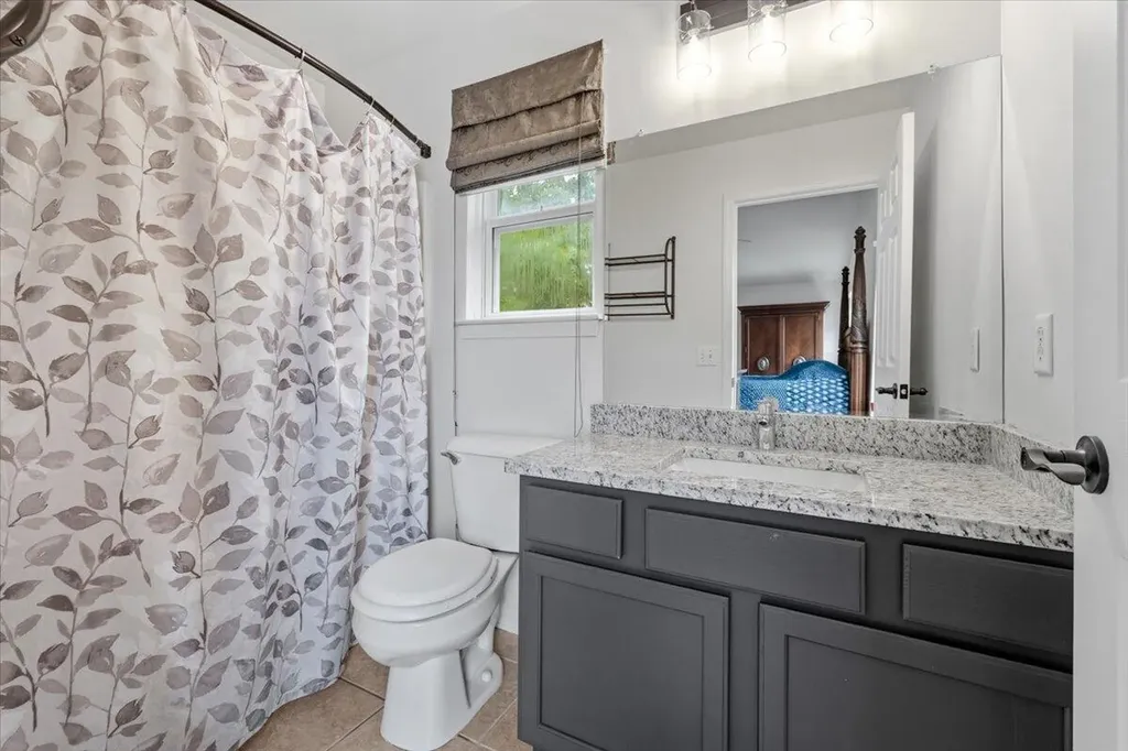608 Heritage Circle Fenton City MI 48430