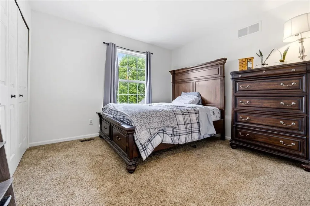 608 Heritage Circle Fenton City MI 48430