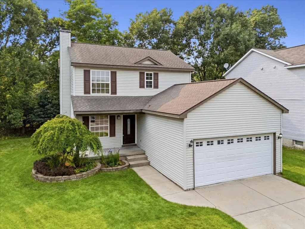 608 Heritage Circle Fenton City MI 48430