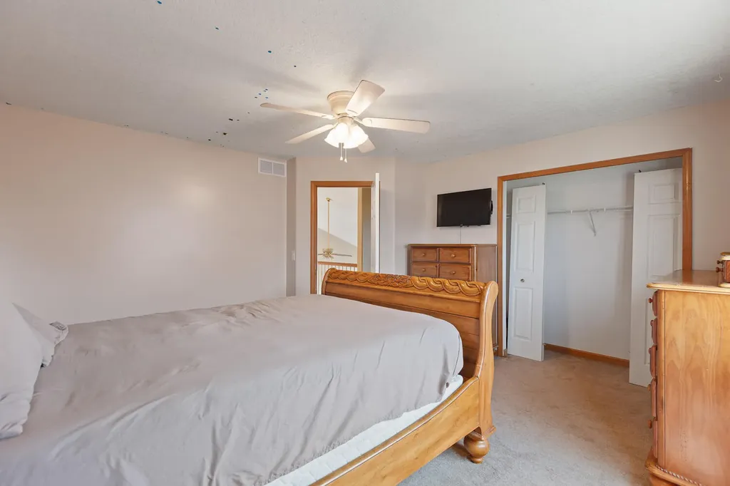 32321 Liparoto Drive Rockwood City MI 48173