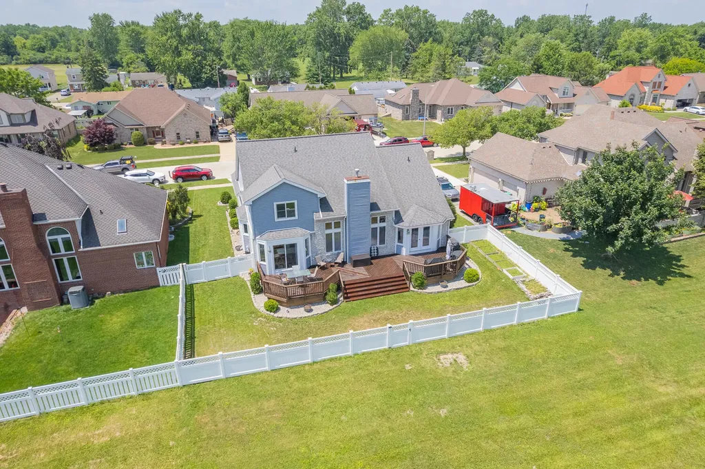 32321 Liparoto Drive Rockwood City MI 48173