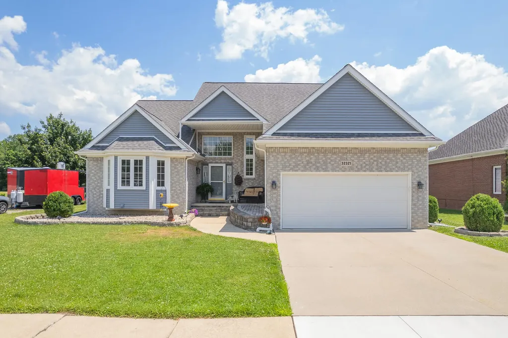 32321 Liparoto Drive Rockwood City MI 48173