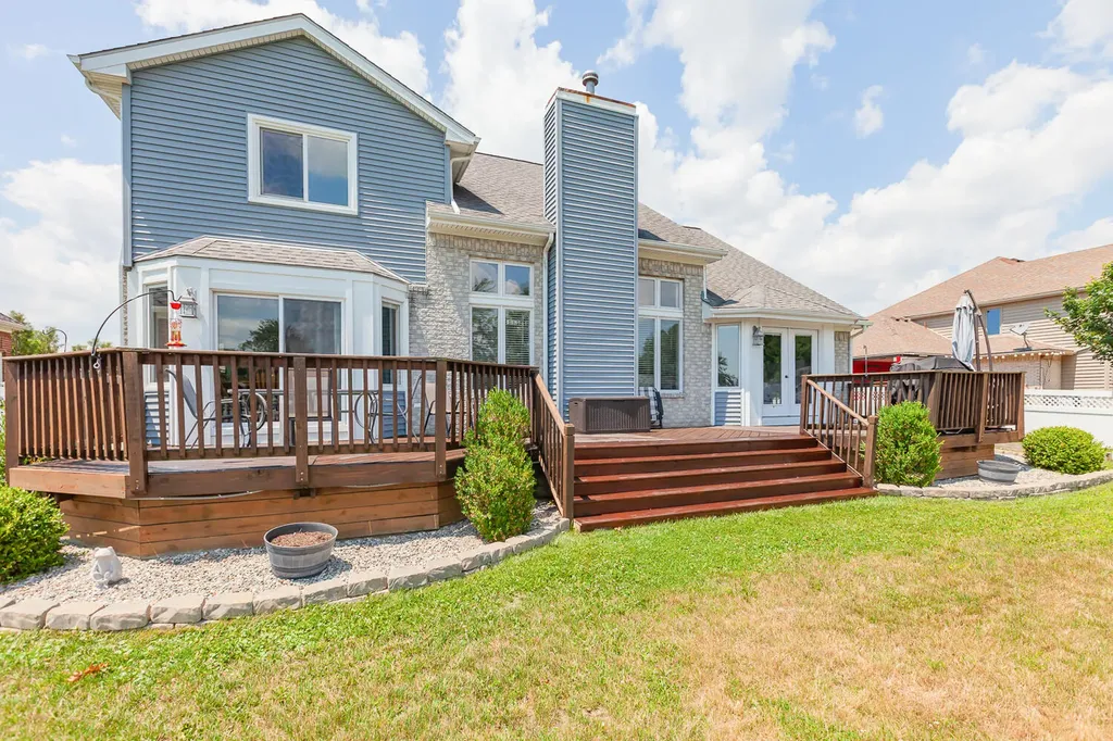 32321 Liparoto Drive Rockwood City MI 48173