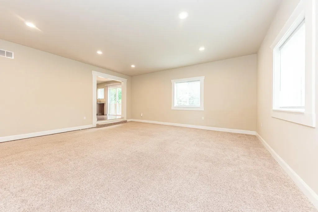1 Maple Village Court Ann Arbor City MI 48103
