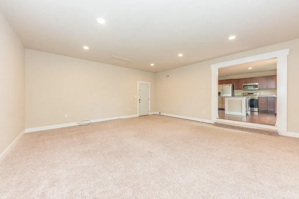 1 Maple Village Court Ann Arbor City MI 48103