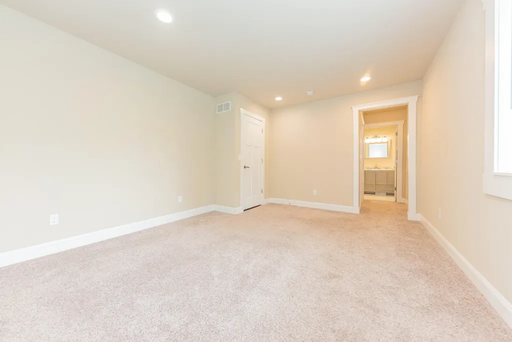 1 Maple Village Court Ann Arbor City MI 48103