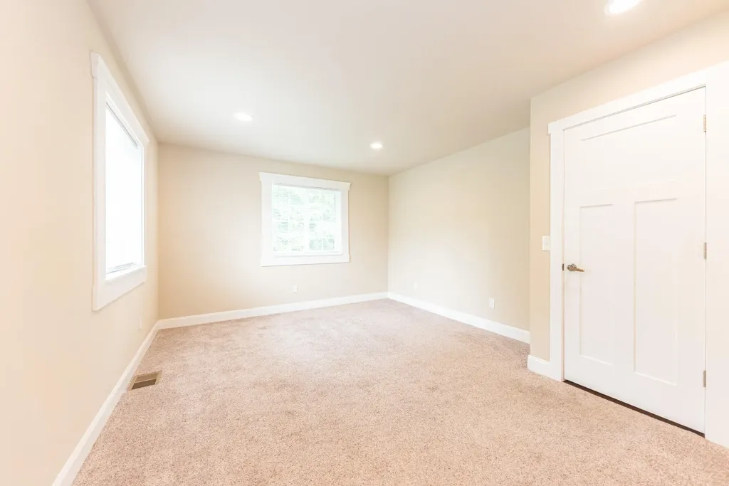 1 Maple Village Court Ann Arbor City MI 48103